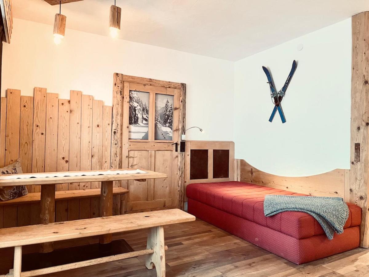 Pension Kreuzeck - Dein Gluecksplatz Am Lech Weissenbach am Lech Exteriér fotografie